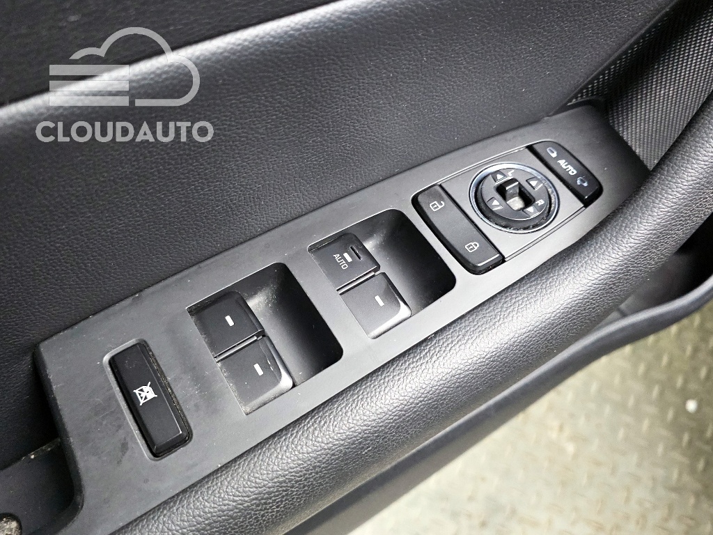 2015 Hyundai Sonata 2.0 Smart - Image 14