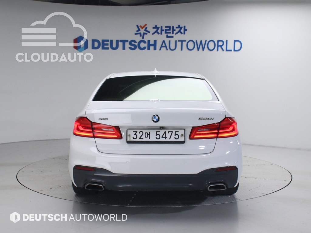 2019 BMW 5 Series 530i xDrive M Sports Plus - Image 4