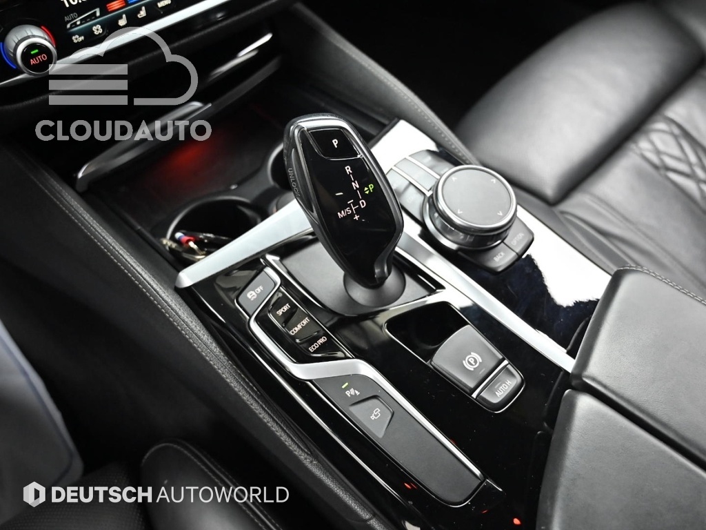 2019 BMW 5 Series 530i xDrive M Sports Plus - Image 9
