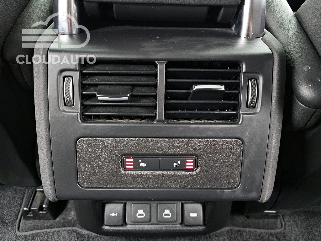 2022 Land Rover Discovery D250 S - Image 18