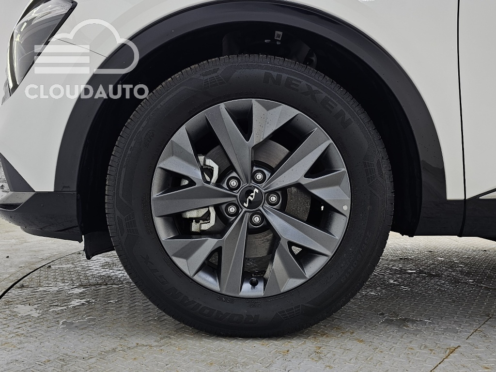 2022 Kia Sportage Gasoline 1.6 Turbo 2WD - Image 5