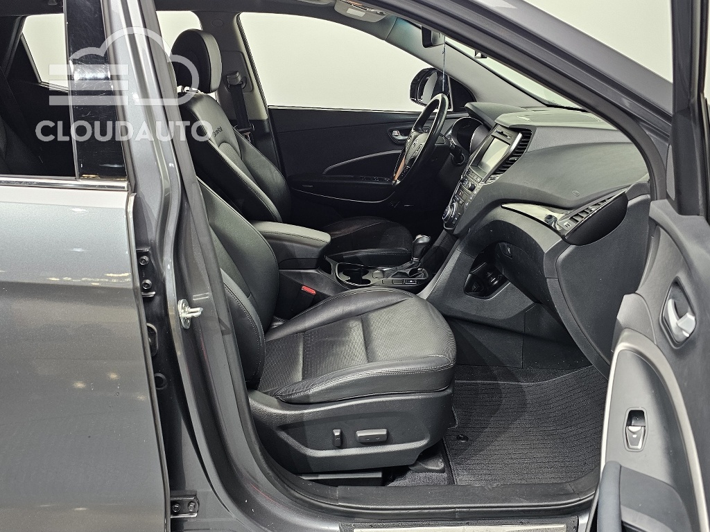 2015 Hyundai Santa Fe Diesel 2.0 4WD Exclusive - Image 11