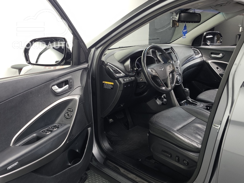2015 Hyundai Santa Fe Diesel 2.0 4WD Exclusive - Image 10