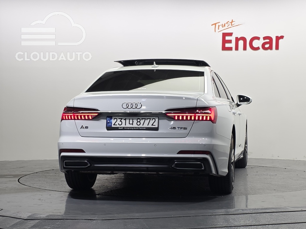 2023 Audi A6 45 TFSI Premium - Image 4