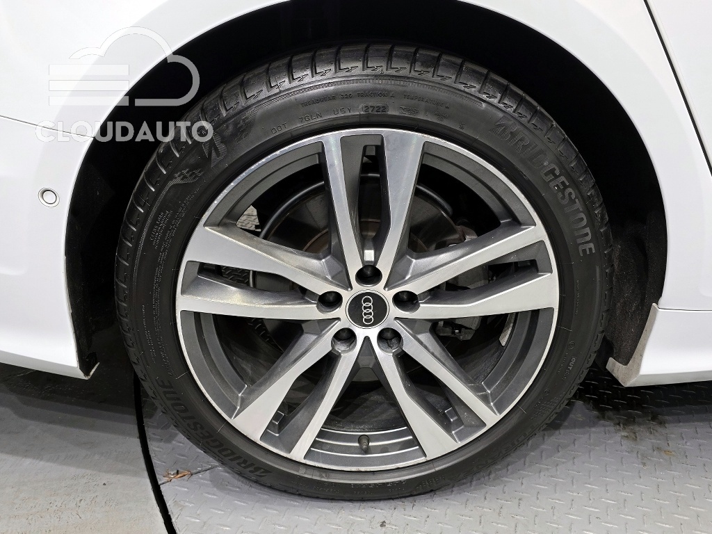 2023 Audi A6 45 TFSI Premium - Image 5
