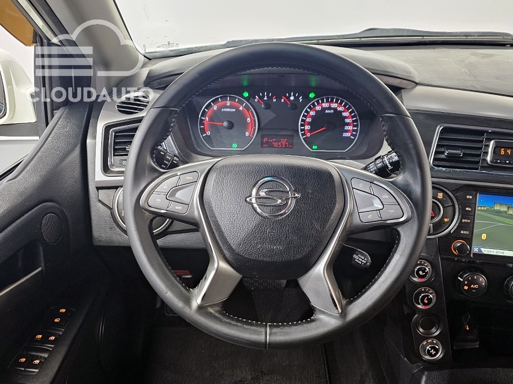 2016 SsangYong Korando Sports CX7 4WD - Image 13
