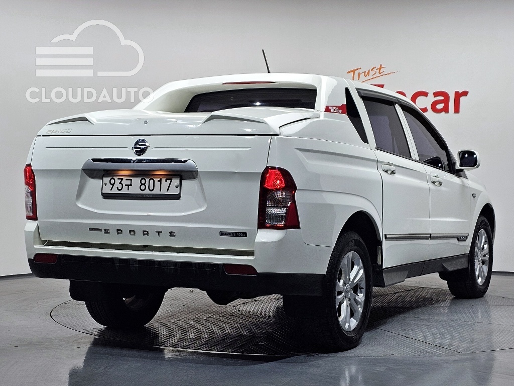 2016 SsangYong Korando Sports CX7 4WD - Image 2