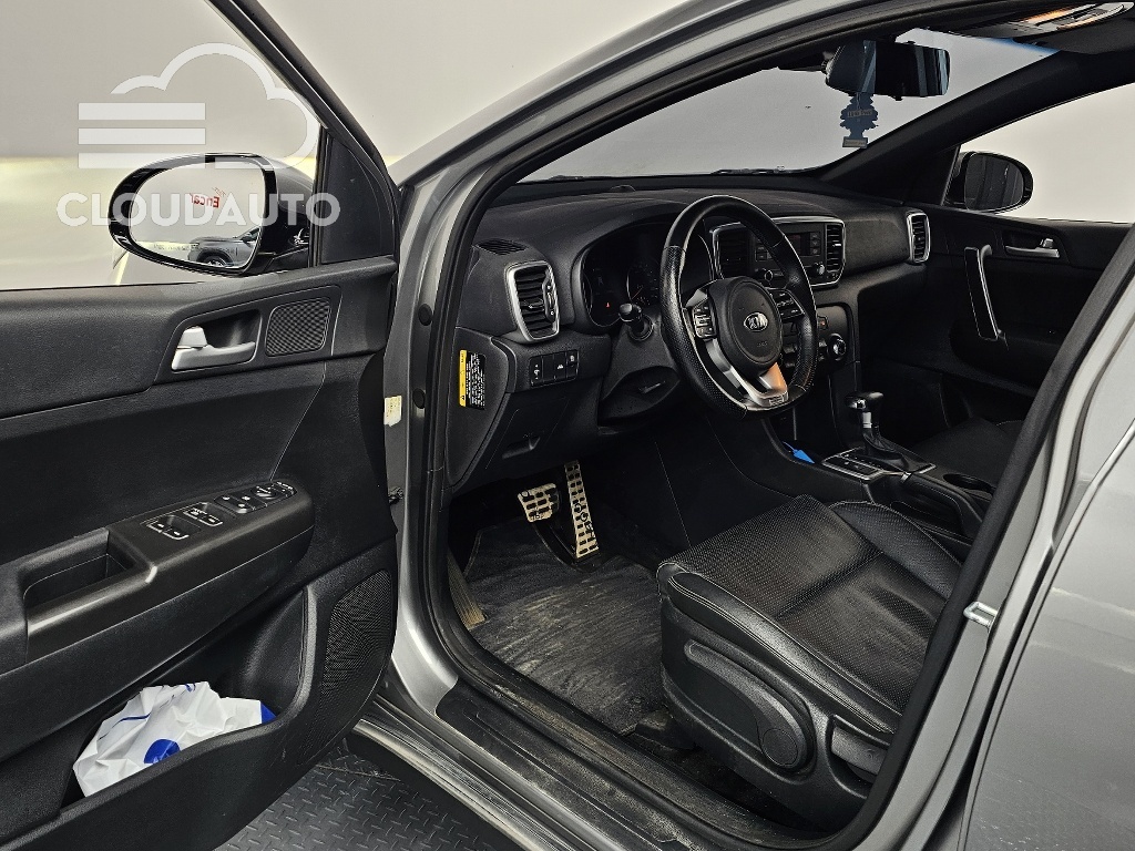 2020 Kia Sportage Diesel 1.6 2WD - Image 10
