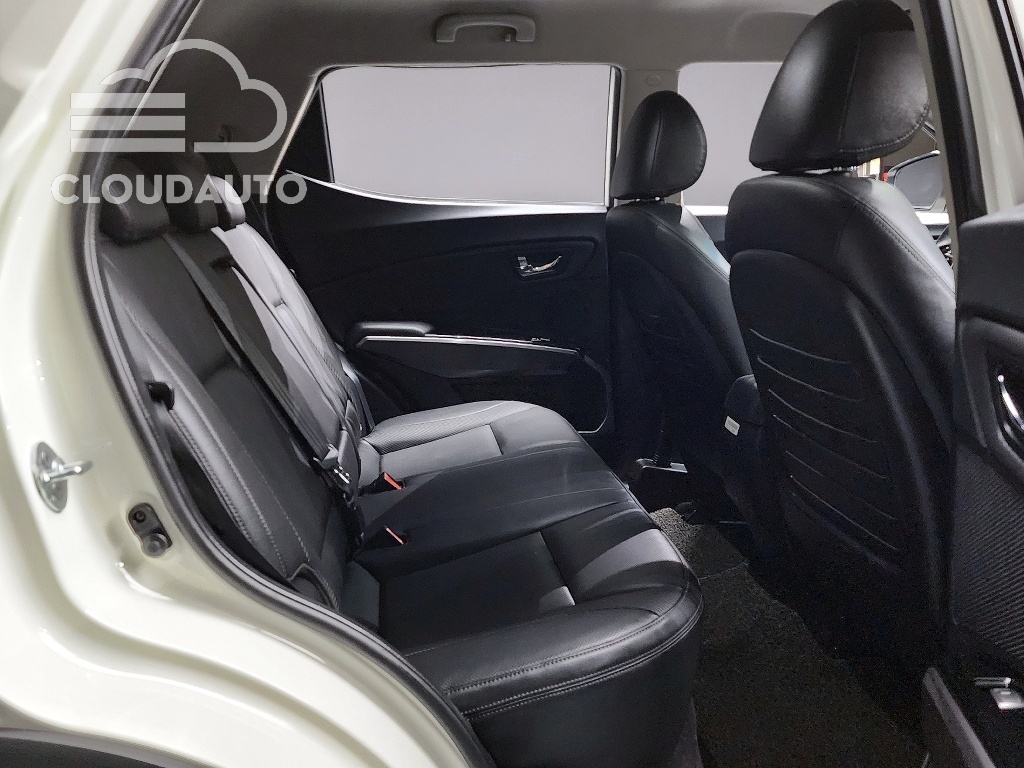 2020 SsangYong Tivoli Gasoline 1.5 2WD - Image 12