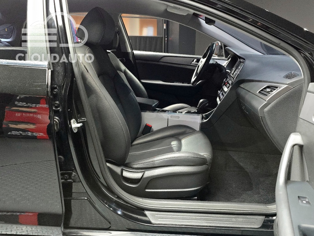 2019 Hyundai Sonata 2.0 Smart - Image 11