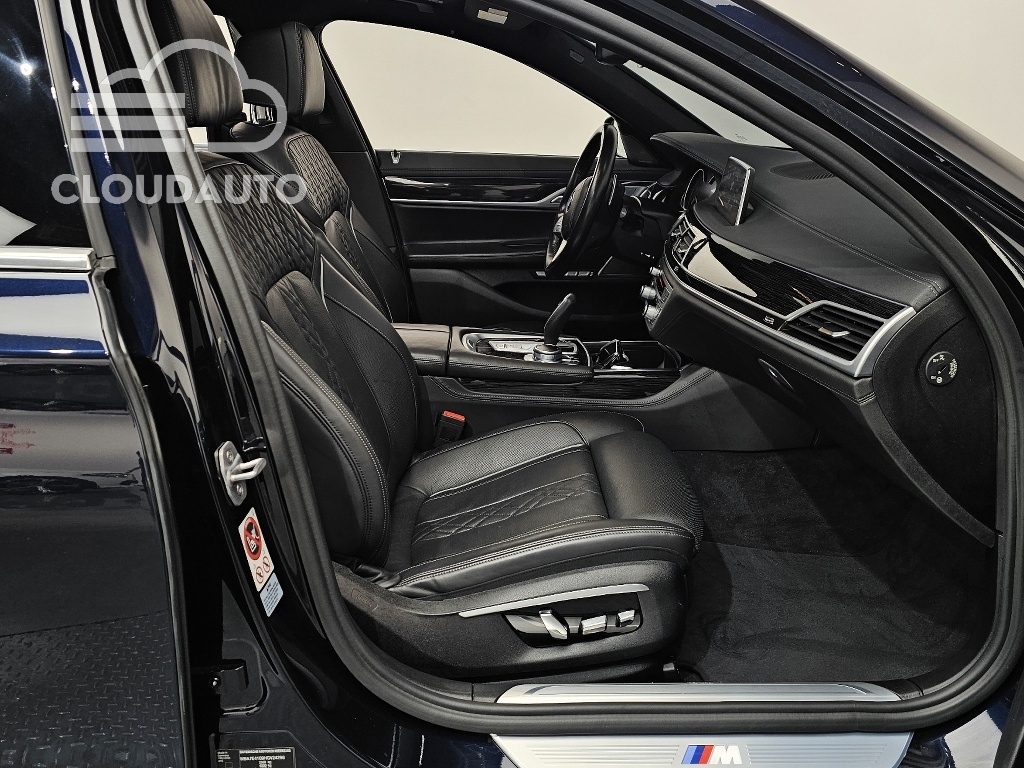 2017 BMW 7 Series 740Li xDrive M Sports - Image 26