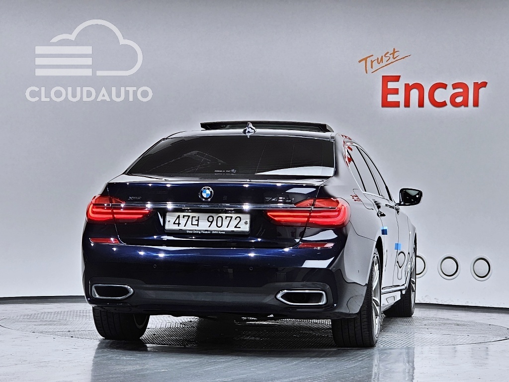 2017 BMW 7 Series 740Li xDrive M Sports - Image 4