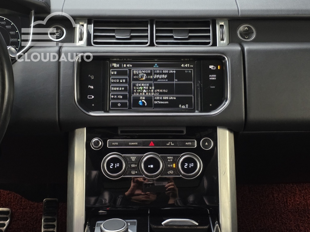 2015 Land Rover Range Rover 4.4 SDV8 Vogue SE LWB Diesel - Image 18