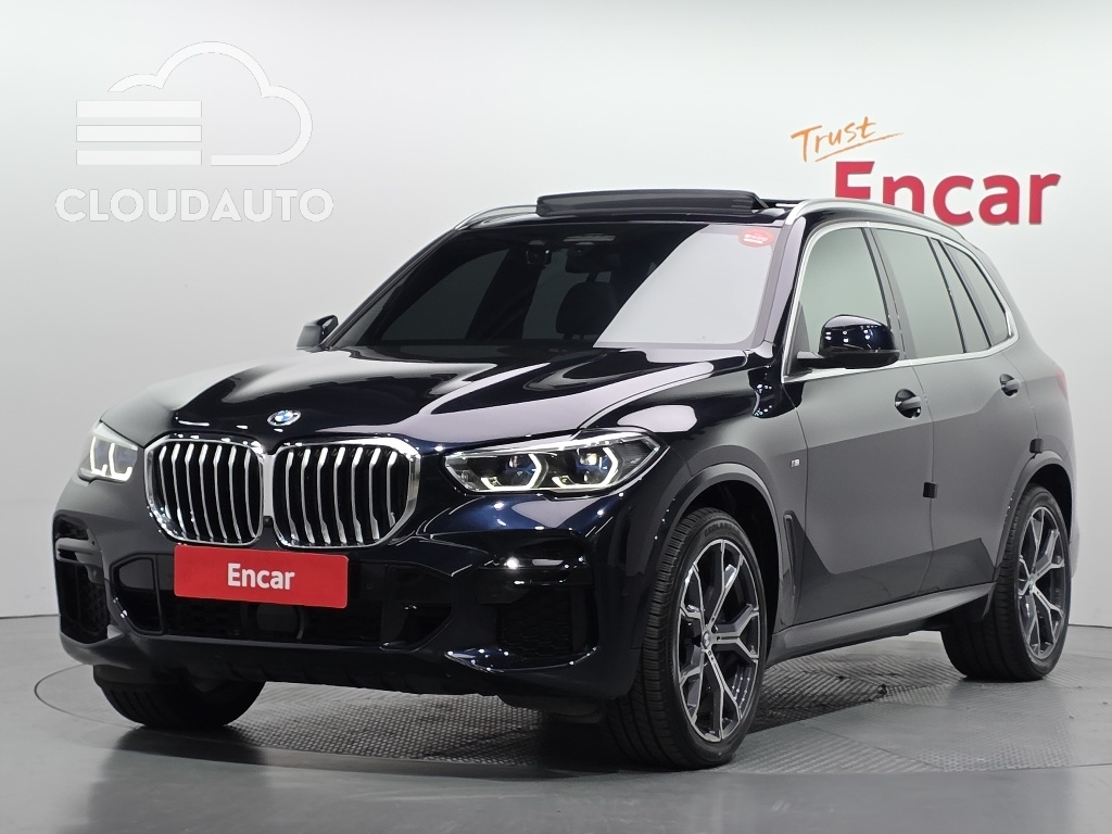 2022 BMW X5 xDrive 40i M Sports