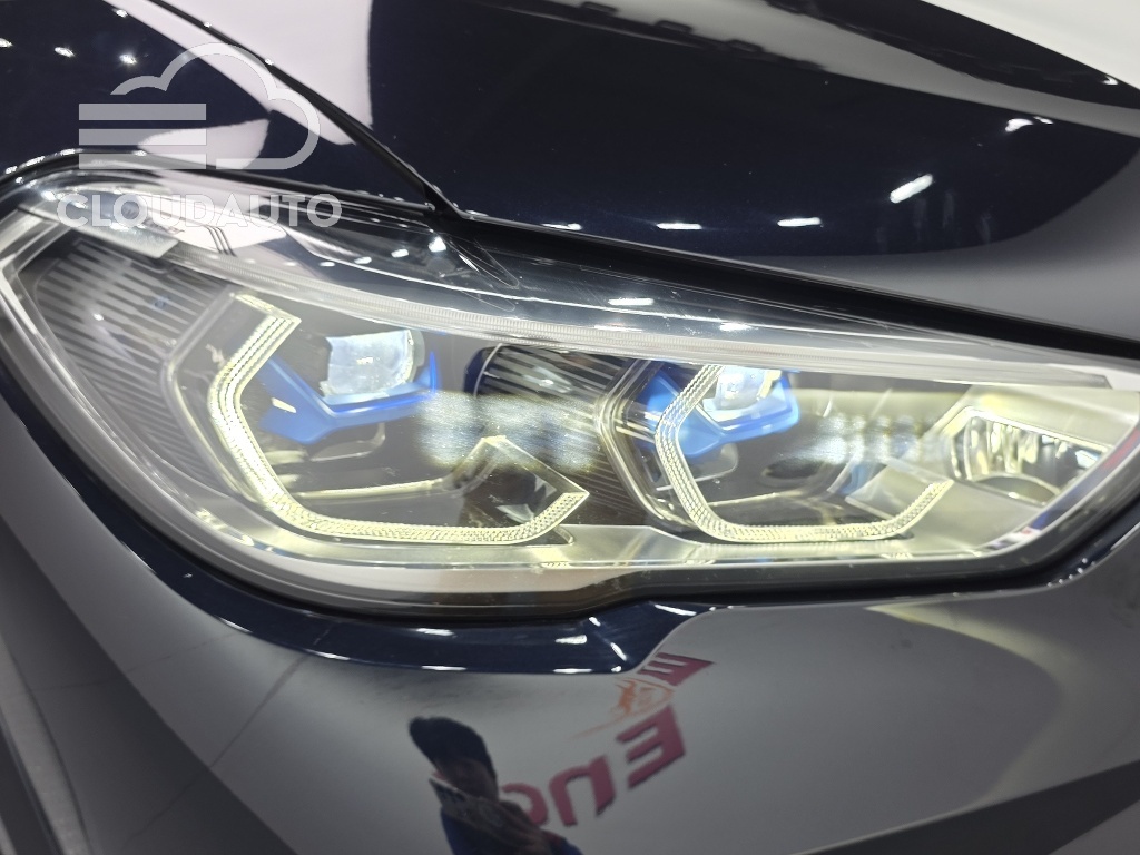 2022 BMW X5 xDrive 40i M Sports - Image 22
