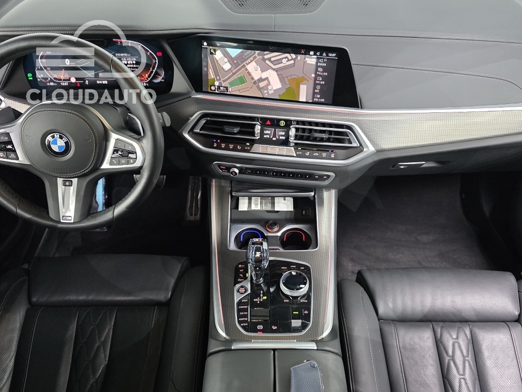 2022 BMW X5 xDrive 40i M Sports - Image 7