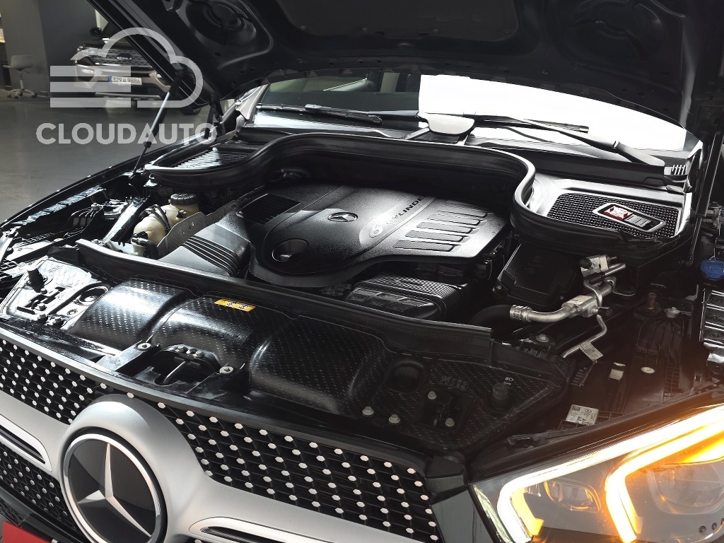 2021 Mercedes-Benz GLE GLE450 4MATIC - Image 6