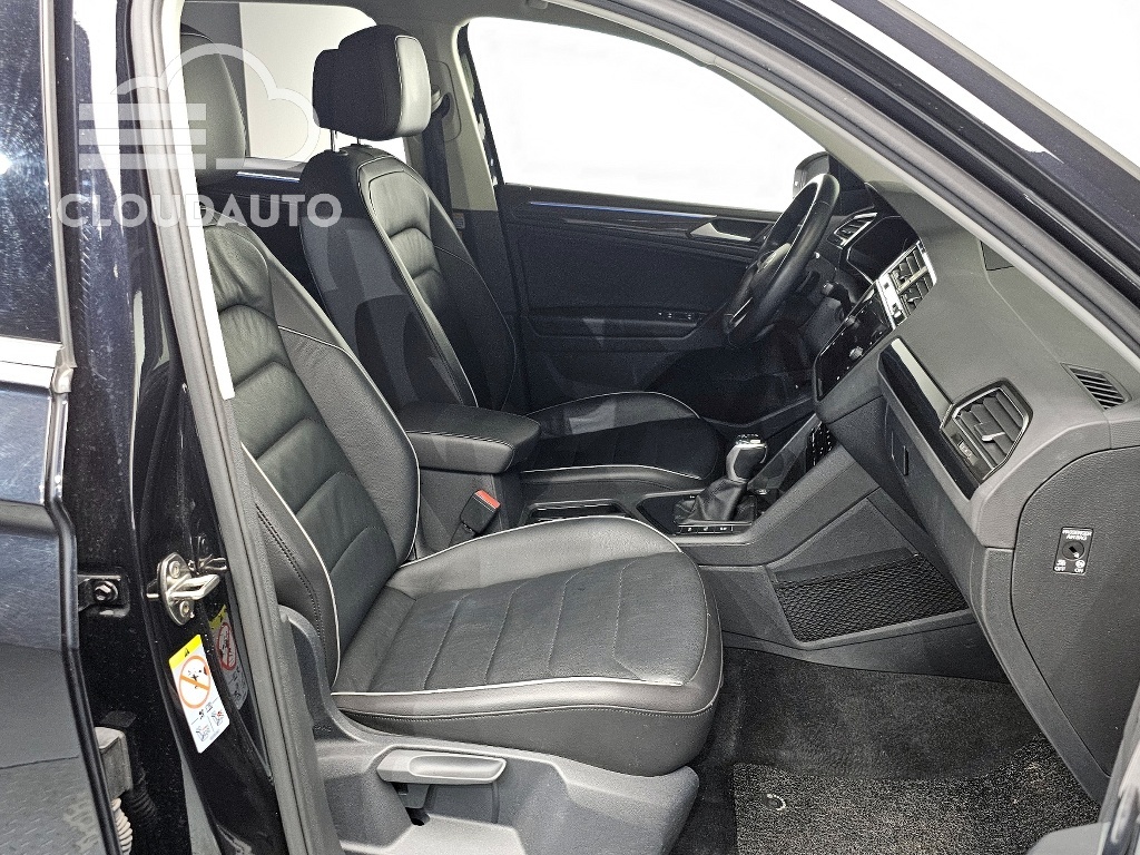 2021 Volkswagen Tiguan 2.0 TDI Premium - Image 11
