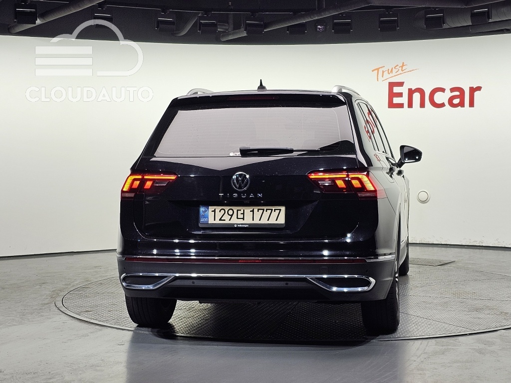 2021 Volkswagen Tiguan 2.0 TDI Premium - Image 4