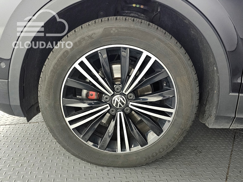 2021 Volkswagen Tiguan 2.0 TDI Premium - Image 5