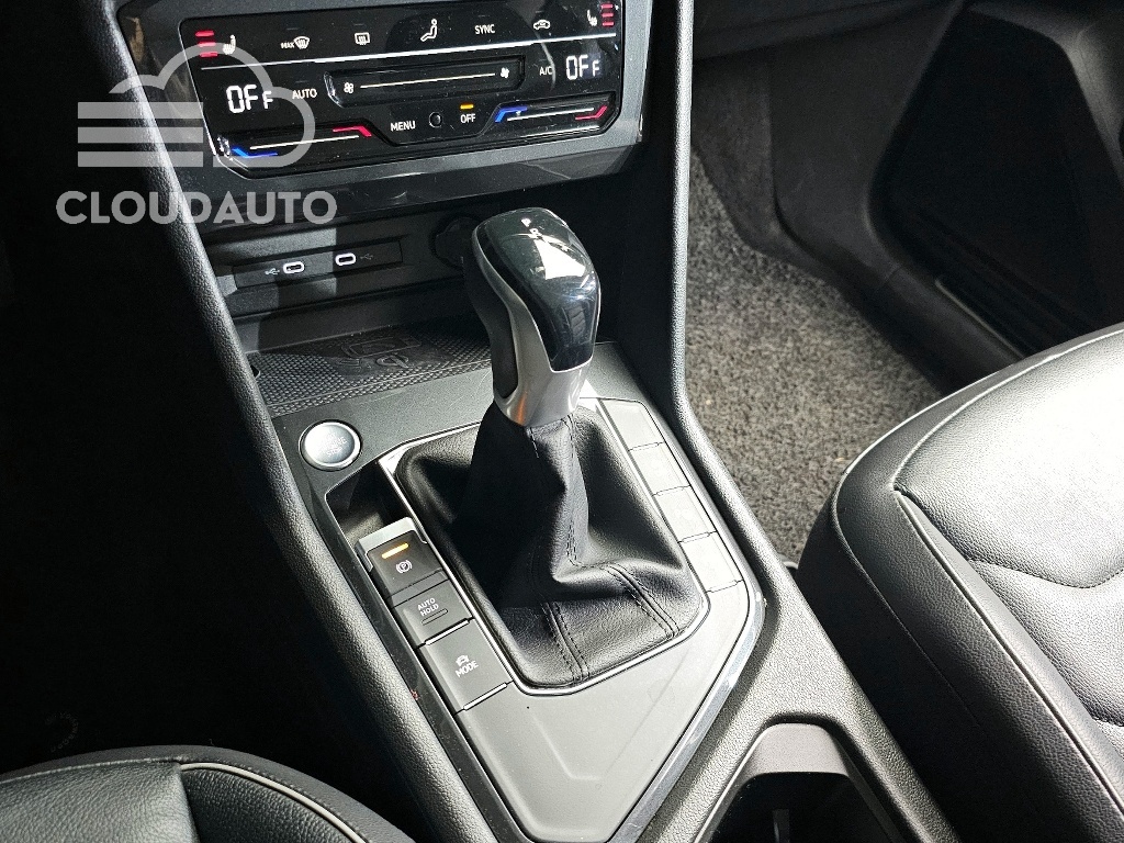 2021 Volkswagen Tiguan 2.0 TDI Premium - Image 9