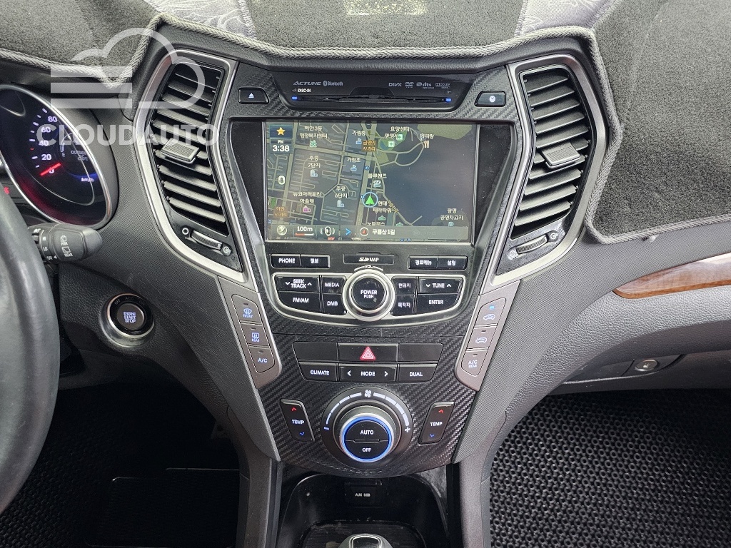 2014 Hyundai Santa Fe Diesel 2.2 4WD Exclusive - Image 17