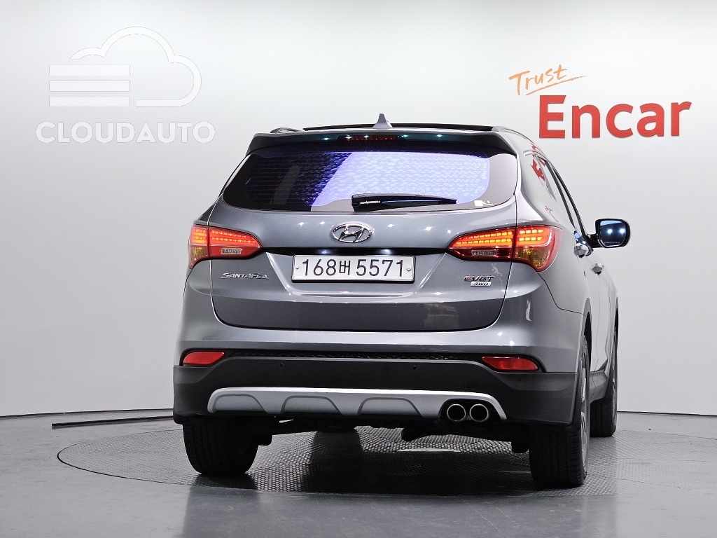 2014 Hyundai Santa Fe Diesel 2.2 4WD Exclusive - Image 4