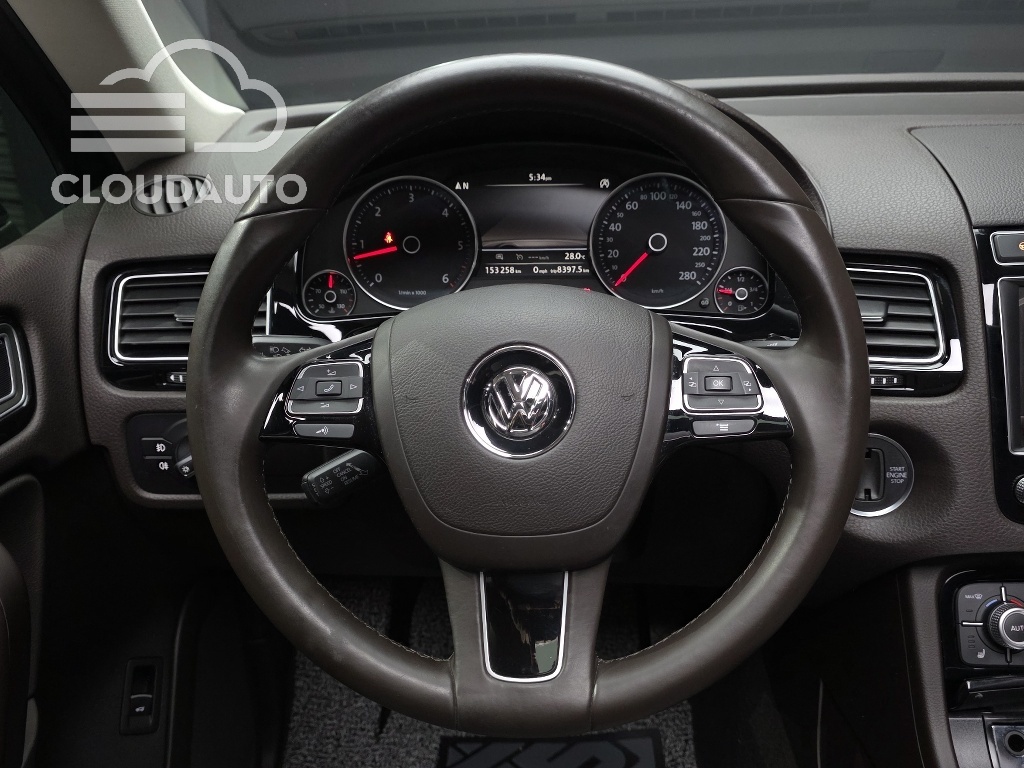 2015 Volkswagen Touareg V6 3.0 TDI Premium - Image 13