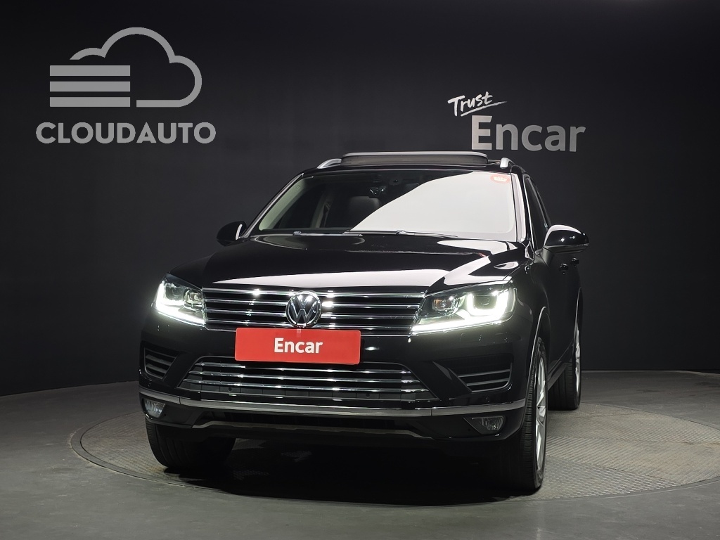 2015 Volkswagen Touareg V6 3.0 TDI Premium - Image 3