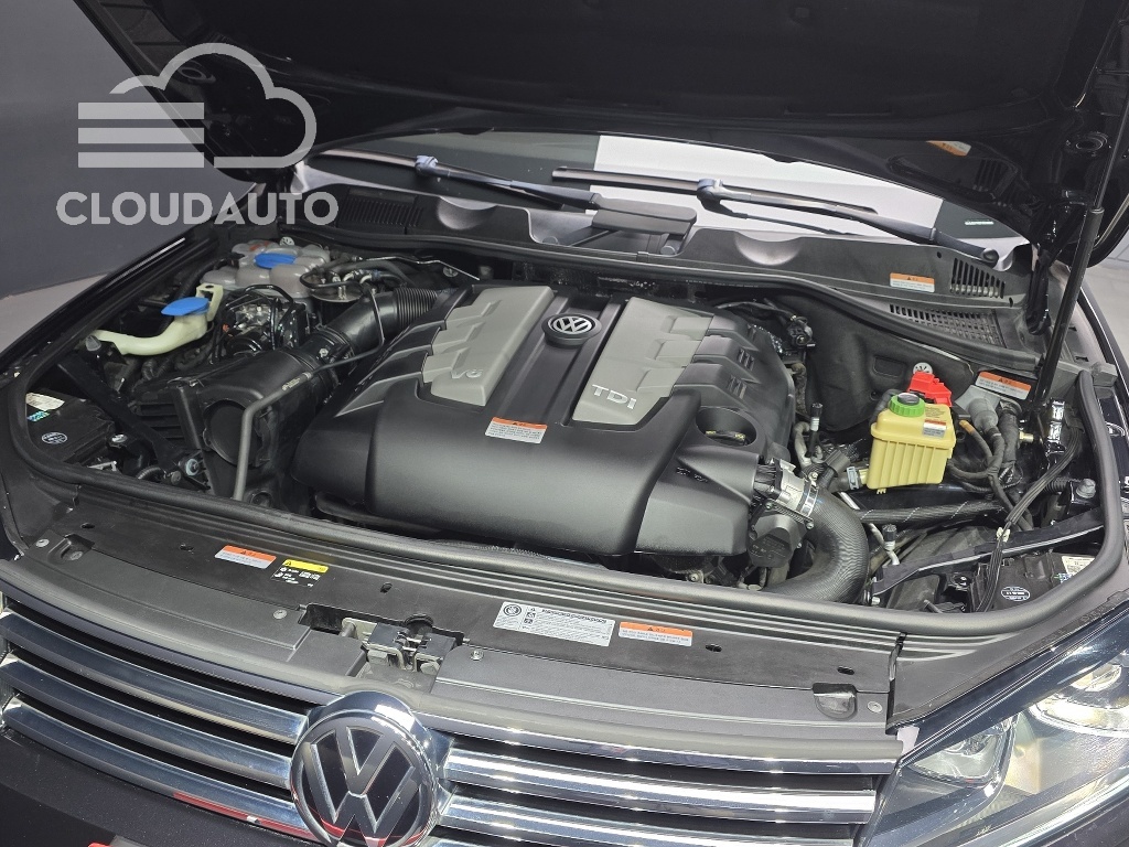 2015 Volkswagen Touareg V6 3.0 TDI Premium - Image 6