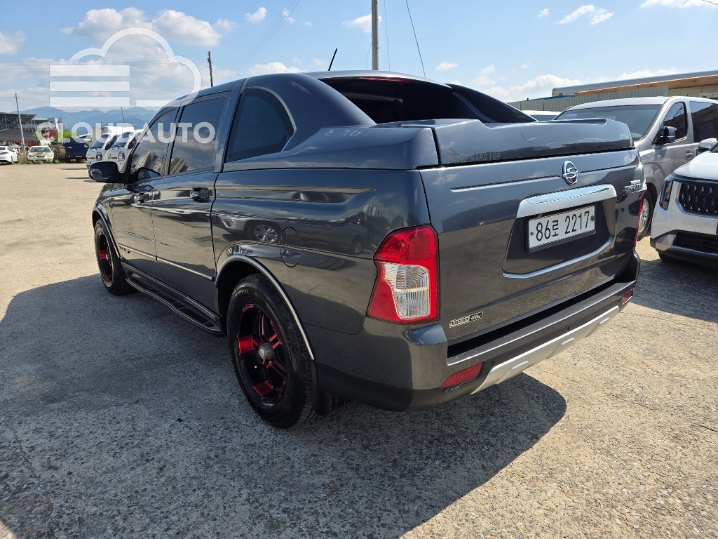 2014 SsangYong Korando Sports CX7 4WD - Image 5