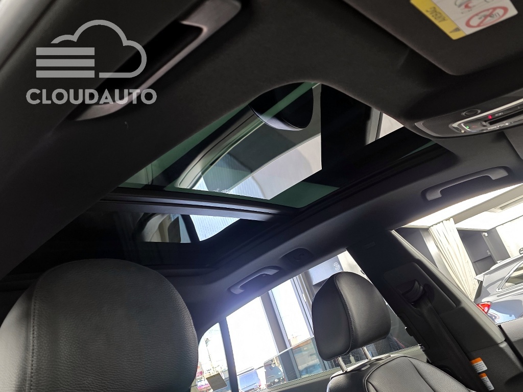2021 Audi Q8 45 TDI Premium - Image 17