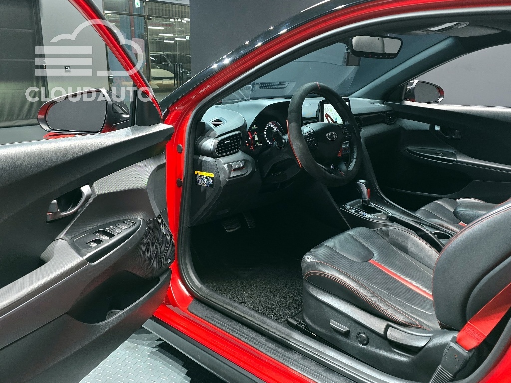 2018 Hyundai Veloster 1.6 Turbo Sports - Image 11