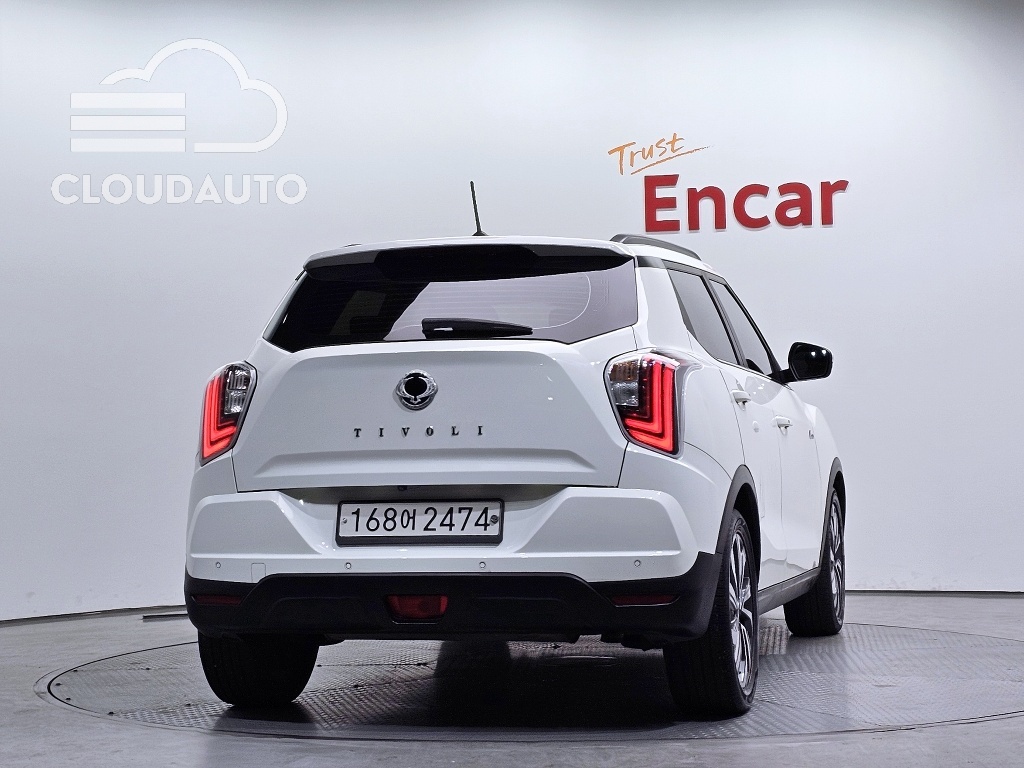 2020 SsangYong Tivoli Gasoline 1.5 2WD - Image 4