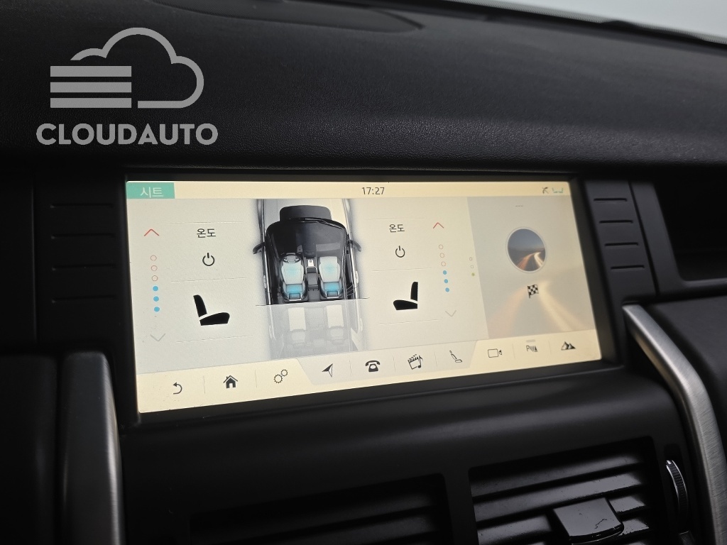 2019 Land Rover Discovery Sport 2.0 TD4 HSE Luxury - Image 16