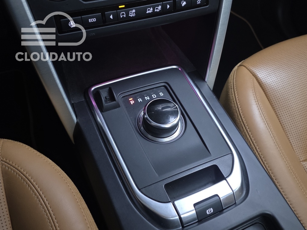 2019 Land Rover Discovery Sport 2.0 TD4 HSE Luxury - Image 9