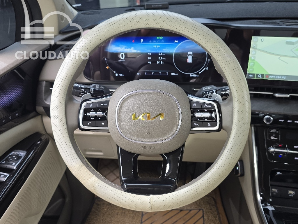 2023 Kia Carnival Gasoline 9 Signature - Image 13