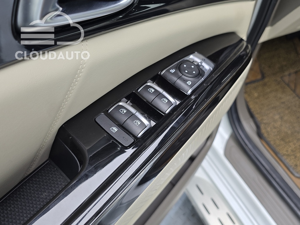 2023 Kia Carnival Gasoline 9 Signature - Image 14
