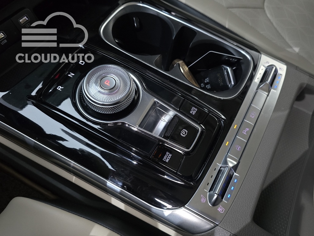 2023 Kia Carnival Gasoline 9 Signature - Image 9