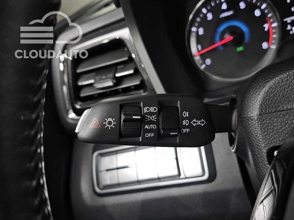2021 SsangYong Tivoli Gasoline 1.5 2WD - Image 15