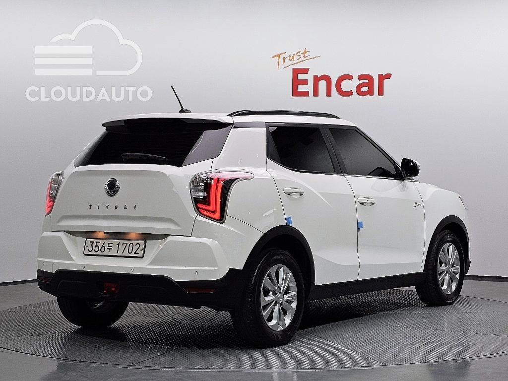 2021 SsangYong Tivoli Gasoline 1.5 2WD - Image 2