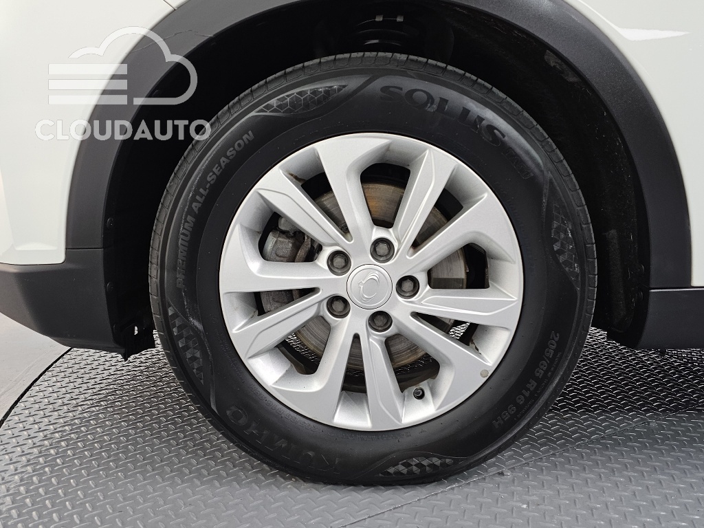 2021 SsangYong Tivoli Gasoline 1.5 2WD - Image 5