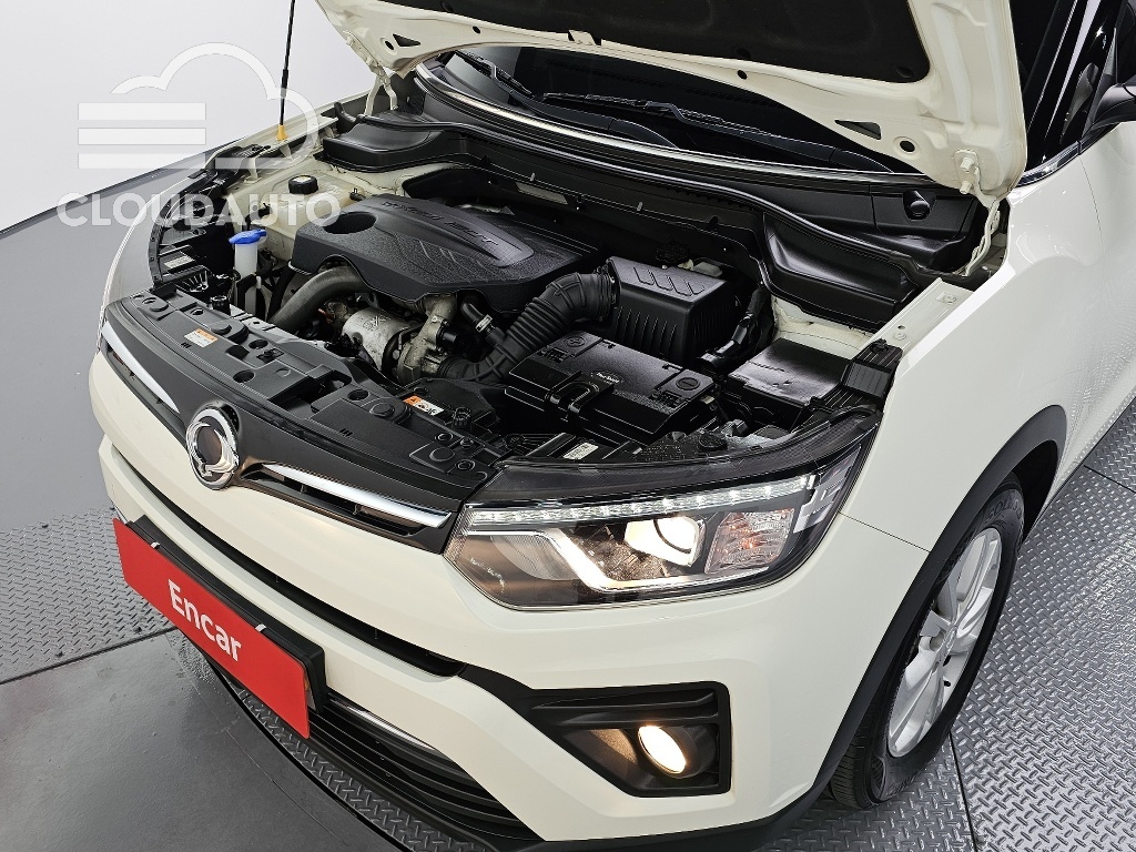 2021 SsangYong Tivoli Gasoline 1.5 2WD - Image 6