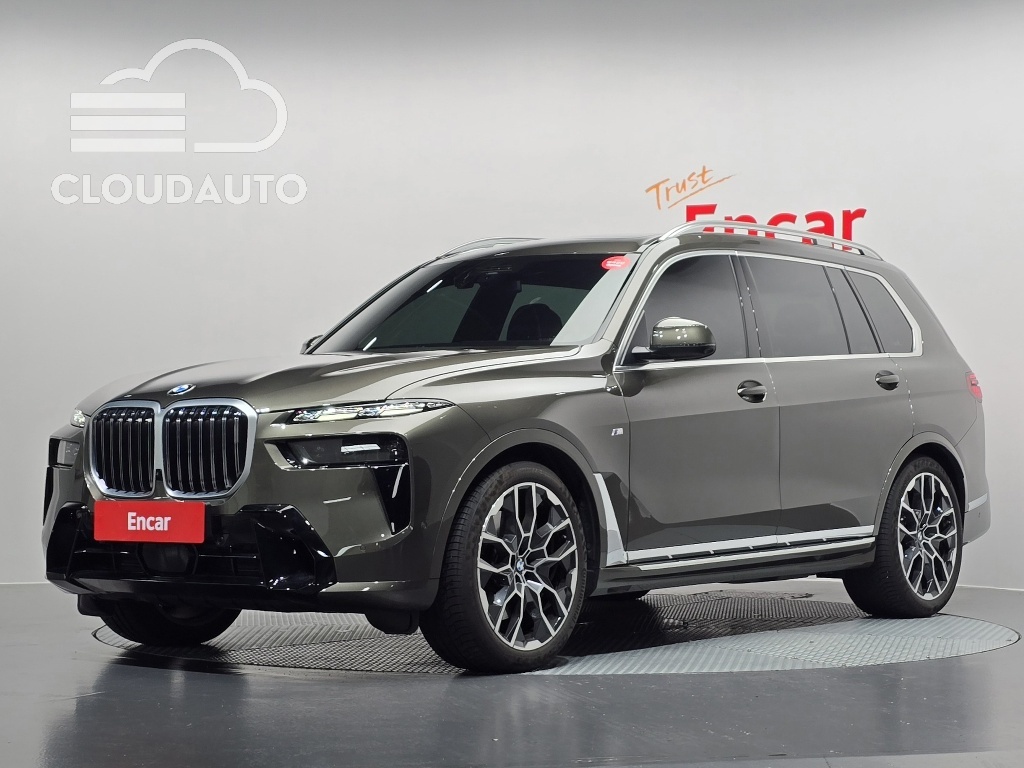 2026 BMW X7 xDrive 40i M Sports