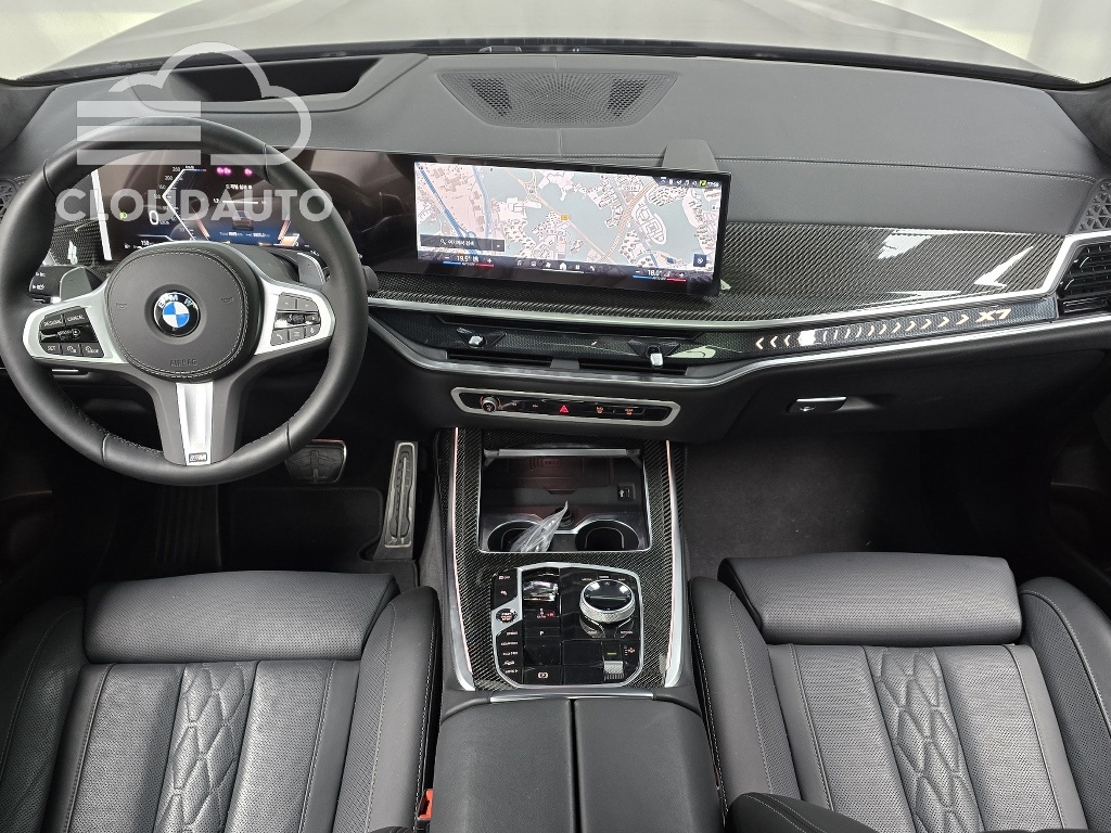 2026 BMW X7 xDrive 40i M Sports - Image 7