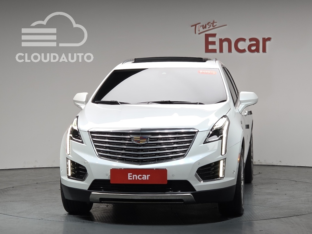 2019 Cadillac XT5 3.6 AWD - Image 3