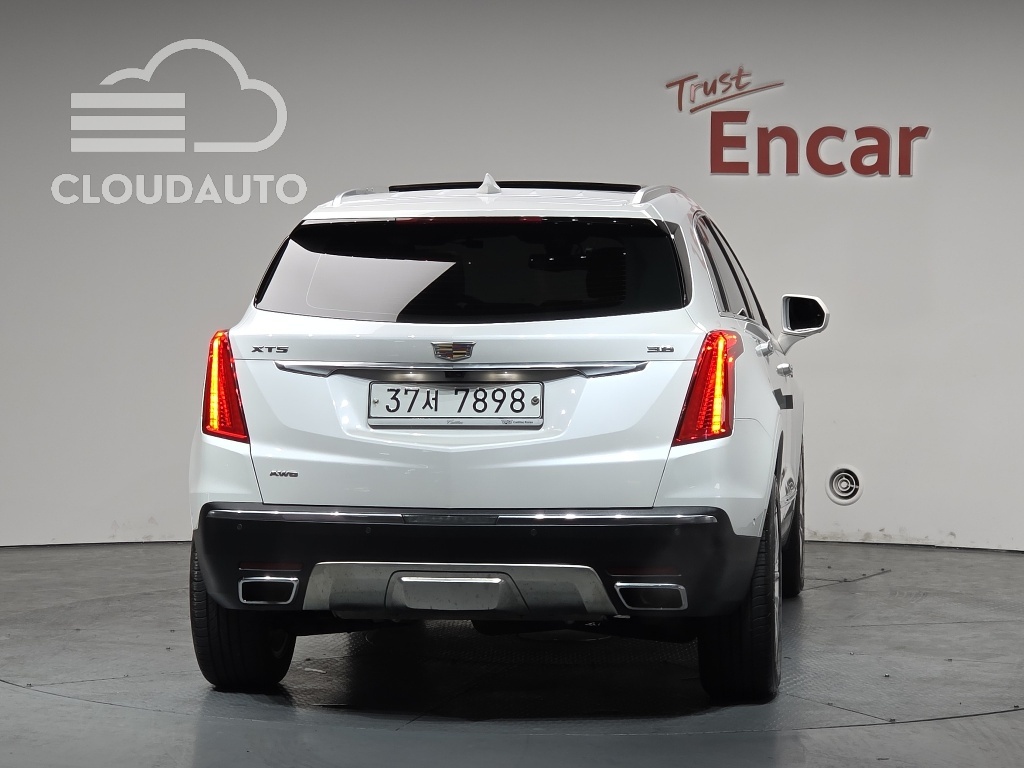 2019 Cadillac XT5 3.6 AWD - Image 4