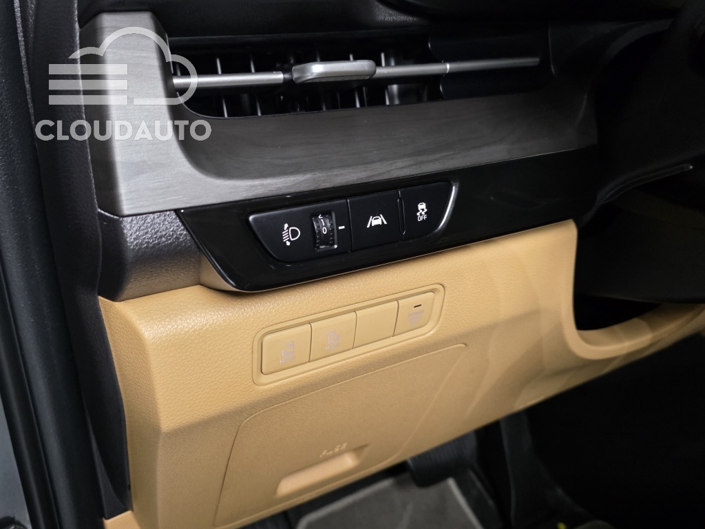 2021 Kia Carnival 9 Prestige - Image 17