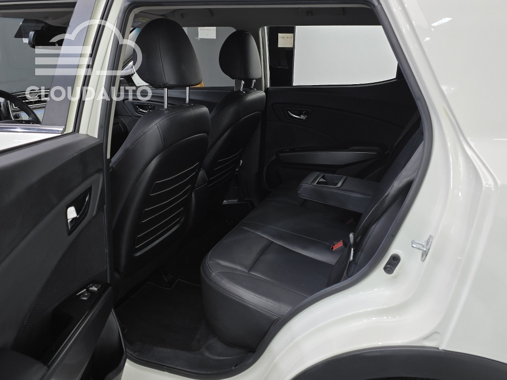 2022 SsangYong Tivoli Gasoline 1.5 2WD - Image 11