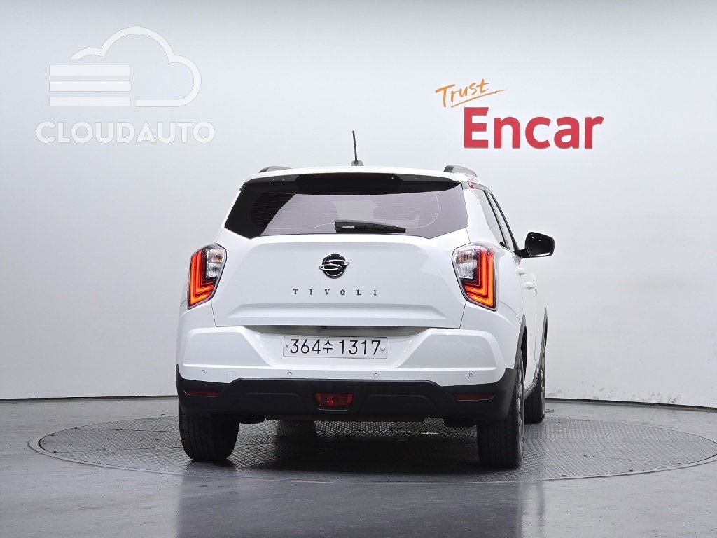 2022 SsangYong Tivoli Gasoline 1.5 2WD - Image 4